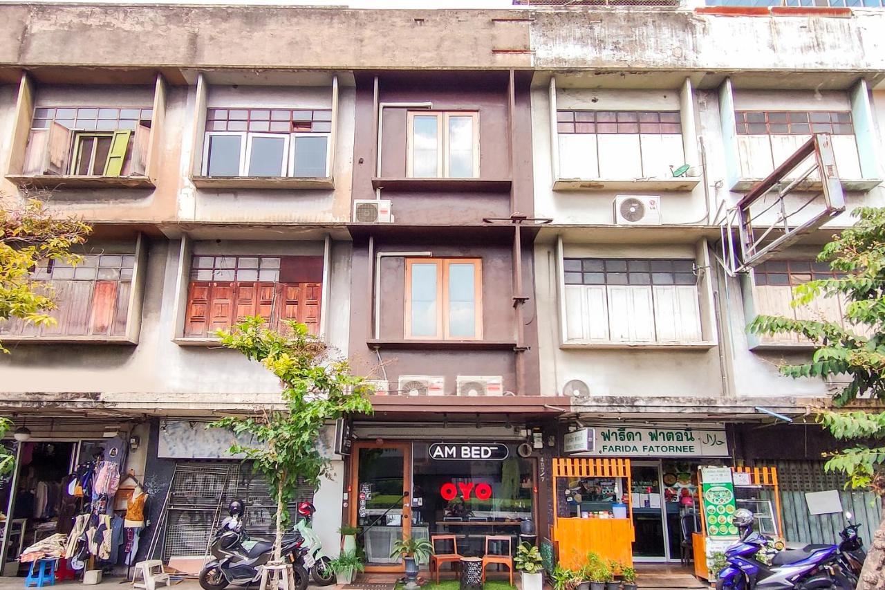 曼谷 OYO685 Am床位青年旅馆酒店 外观 照片